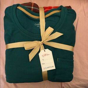 Cuddl Duds Women's Green Plaid Pajama Set